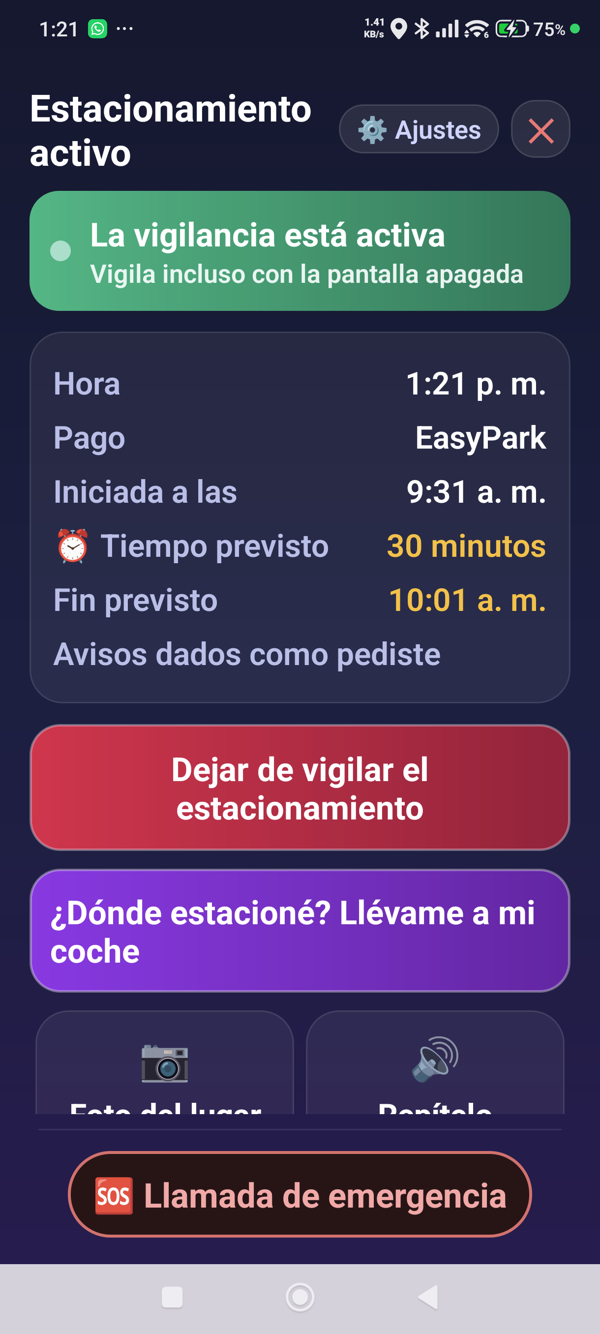 La pantalla de estacionamiento activo para un estacionamiento iniciado en una app de estacionamiento